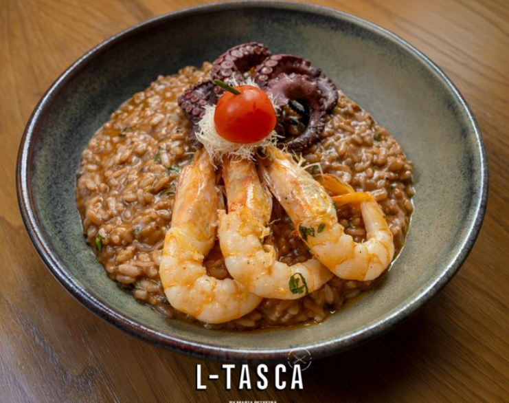 L-Tasca by Maria Peixeira